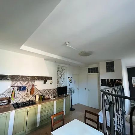 Viale Manzoni 3*