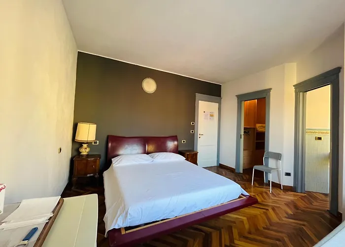 Bed and Breakfast Le Amarene Σασουόλο