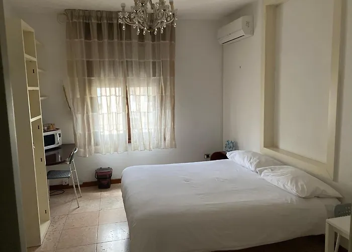 Bed and Breakfast Le Amarene Σασουόλο